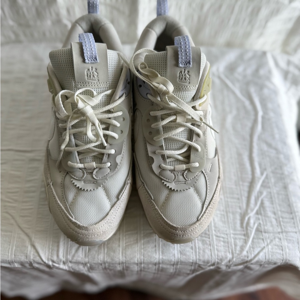 Nike Air Max Futura Sneakers Size 7